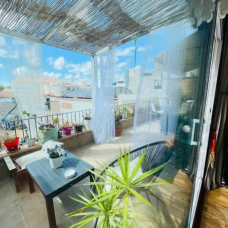 Apartment Sweet Atic *